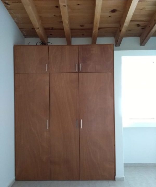 Closet-1-600x800